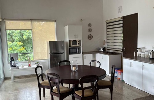 Kandy House | 4-bedroom riversidehouse in charming Kandy with WiFi, AC. Happy travels