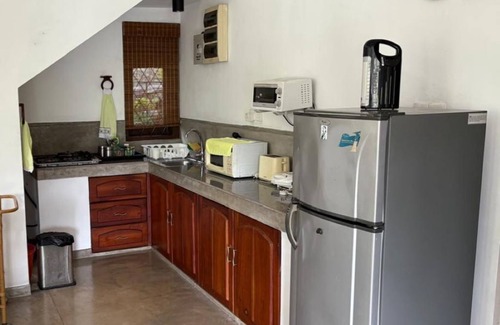 Kandy House | 4-bedroom riversidehouse in charming Kandy with WiFi, AC. Happy travels