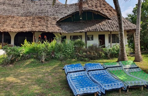 Msambweni House | 4-bedroom Sansuri Beach Villann