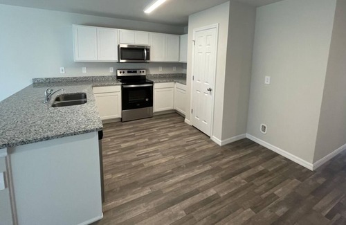 Lakewood Park Apartment | 4 Bedroom Single family 431493 by Houzlet
