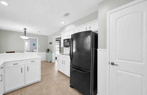 Spring House | 4-bedroom Spring Retreat - Minutes from The Woodlands