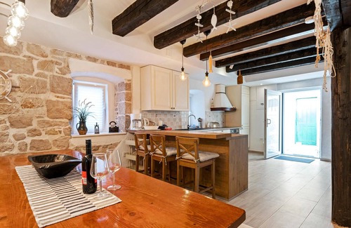 Murter House | 4 bedroom stunning home in Murter