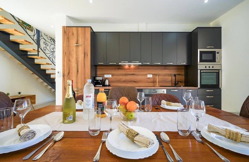 Murter House | 4 bedroom stunning home in Murter