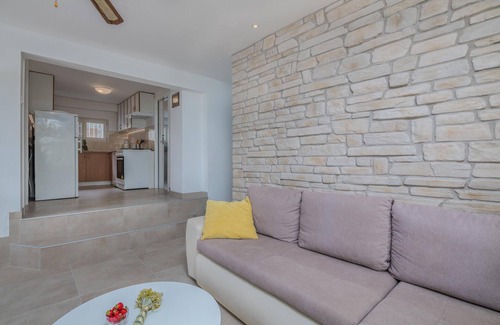 Municipality of Omisalj House | 4 bedroom stunning home in Omisalj