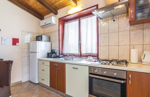 Gracisce House | 4 bedroom stunning home in Puzari
