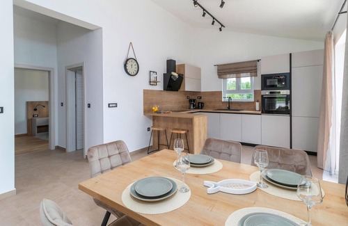 Lopar House | 4 bedroom stunning home in Lopar