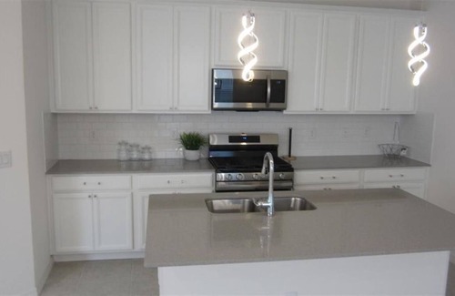 Ruskin House | 4 Bedroom Townhome 425491 by Houzlet