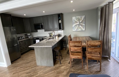 Wasaga Beach House | 4 bedroom townhouse in Wasaga Beach, steps to sandy beach, high speed wifi, AC