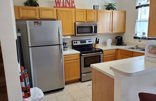 Regal Palms House | 4 Bedroom Townhouse-Regal Palms Resort-Close to Pool and Disney,Wi-Fi