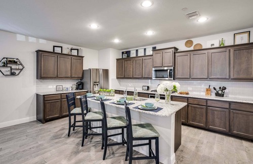 North Richland Hills House | 4 Bedroom, 2.5 Bath Townhome, Walking Distance To Grocery, Entertainment, & Food