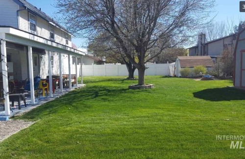 Mountain Home House | 4-bedroom vacation home just 23 minutes to Snake River