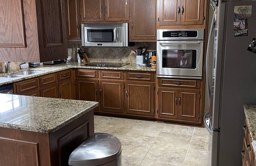 High Point House | 4-bedroom vacation home 7 minutes from High Point University