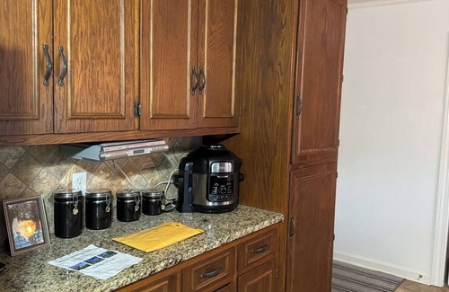 High Point House | 4-bedroom vacation home 7 minutes from High Point University