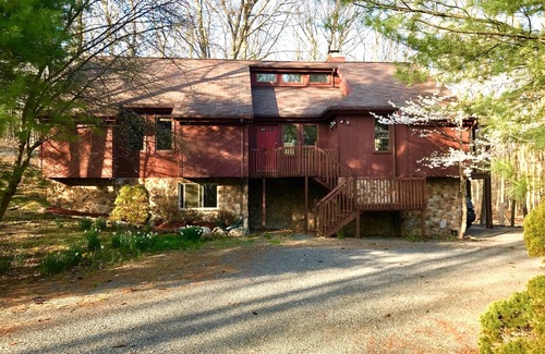 Bushkill House | 4-Bedroom Vacation Oasis- Get Ready for Summer Relaxing at the Pool