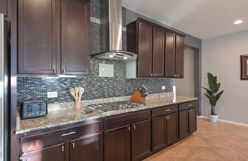Oracle House | 4-bedroom vacation family-friendly home. Pool heat Option