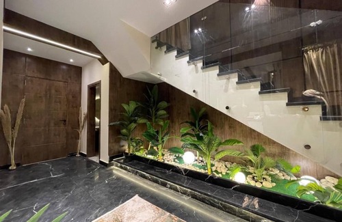 Sheikh Zayed City Villa | 4-bedroom villa in awesome Giza Governorate with AC, WiFi