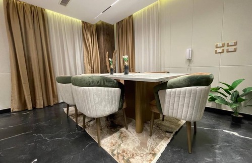 Sheikh Zayed City Villa | 4-bedroom villa in awesome Giza Governorate with AC, WiFi