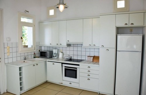 Pitrofos Villa | 4 Bedroom villa in Andros overlooking the Aegean Sea