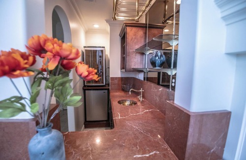 Pocola Villa | 4-bedroom villa in charming Pocola with AC, WiFi. Relax and unwind