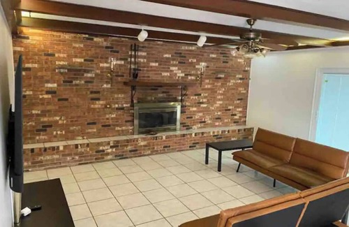 Fairvilla Villa | 4-bedroom Villa in Welcoming Orlando with AC & WiFi. Enjoy your stay