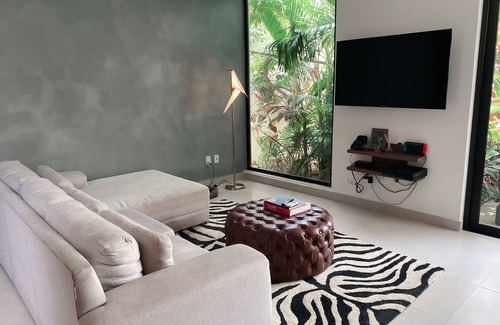 Playa del Carmen House | 4 Bedroom Villa with Big Patio & Private Pool