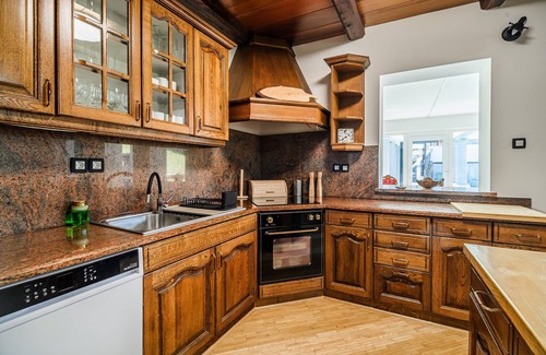Spodnja Polskava Villa | 4 Bedroom Villa with Heated Indoor Pool in Kapla