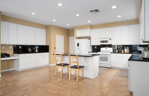 Elk Grove House | 4-Bedroom with Perfect Offices and Board Games