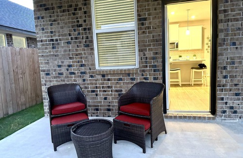 Conroe House | 4-Bedroomed Oasis near The Woodlands
