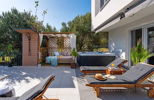 Rudine Villa | 4 bedrooms, 3 bathrooms, private 40sqm pool, Whirlpool, Summer kitchen, table tennis, table soccer, absolute privacy, located only 2 km from beach