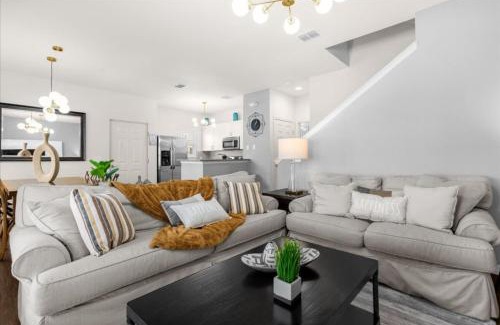 Florida Central Atlantic Coast House | 4 Bedrooms 3 Bathrooms Lucaya Village 21-101
