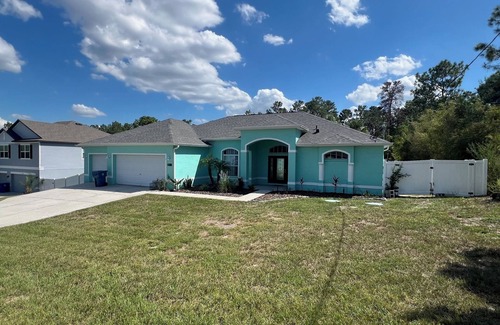 High Point House | 4 Bedrooms, 3 Full Bathrooms, A Splash-tastic Pool Paradise in Weeki Wachee, FL