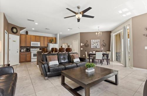 Bellavida House | 4 Bedrooms 4 Bathrooms Bella Vida 440 Lf