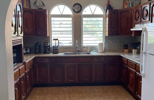 Stella House | 4 Bedrooms,5 beds, 3 Full bathrooms,Sleeps up to 8 with private pool