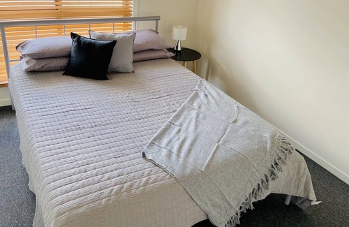 Gracemere House | 4 Bedrooms Aircond Double Garage