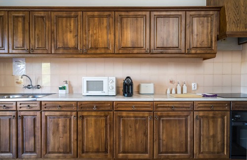 Pata de Baixo Apartment | 4 bedrooms apart w/private pool in quiet location