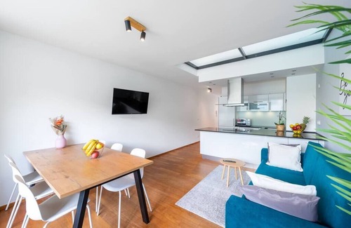 Karlin Apartment | 4-bedrooms apartment near the Prague Museum