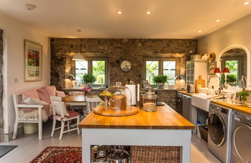 Riverstown House | 4 bedrooms house with enclosed garden and wifi at Ballymote