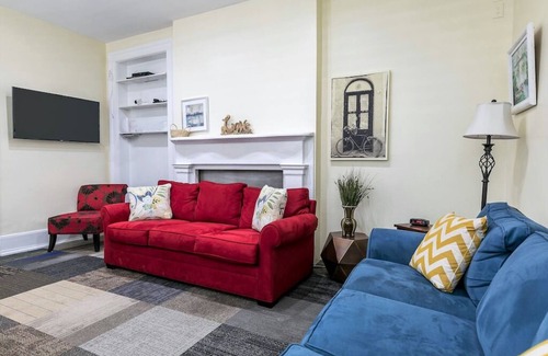 Harleston Village House | 4 Bedrooms in Downtown - 2 Blocks to King Street - Free Parking