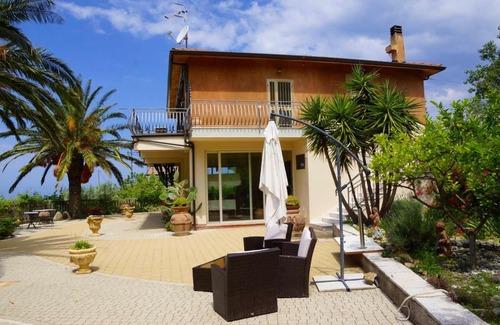 San Lucido Villa | 4 bedrooms villa with sea view private pool and jacuzzi at Provincia di Cosenza 4 km away from the beach