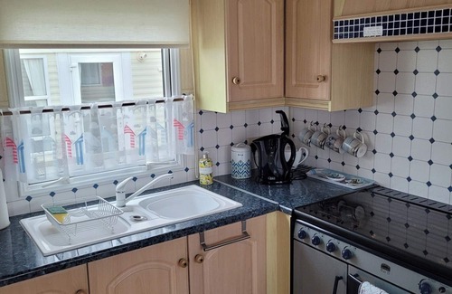 Aldborough House | 4 Berth Holiday Caravan with stunning sea views 5☆rated with elevated deck