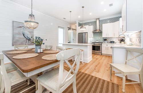 Greenway Park House | 🐟4 Bikes, Balcony + Porch-Seagrove Seaclusion at 30A