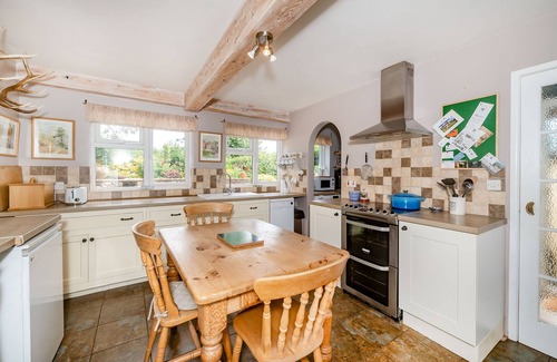 Wootton Courtenay Cottage | 4 BISHOPS COTTAGES, pet friendly, with a garden in Wootton Courtenay