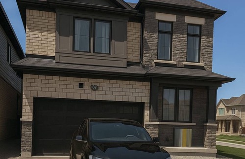 Thorold House | 4 BR 2.5 WR-BRAND NEW LUX VAC HOUSE MNTS AWAY FRM NIAGARA FALLS CAN & US BORDER