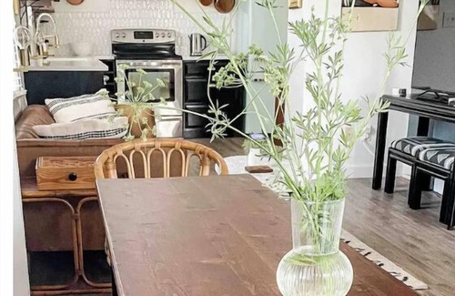 Lower East Side House | 4 BR Blair House 1890 Duplex- Steps from Brady Street!