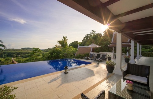 Choeng Thale Villa | 4 BR Luxury Pool Villa, Layan Beach
