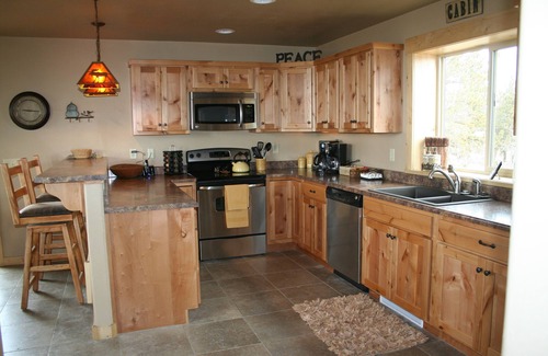 Hartsel Cabin | 4 BR Mountain Getaway, Borders National Forest