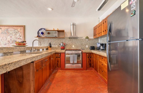Cancun Condo | 4 BR Oceanfront Villa with Pool