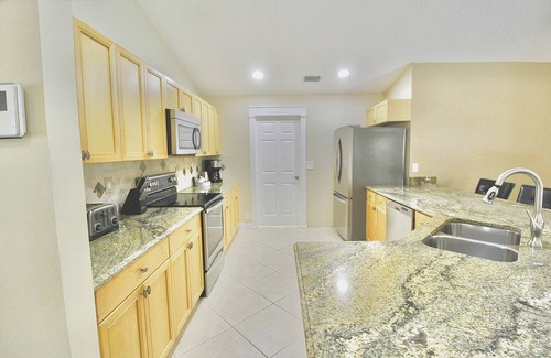 Port Saint Lucie House | 4 BR, Private Heated Saltwater POOL and Tiki Bar