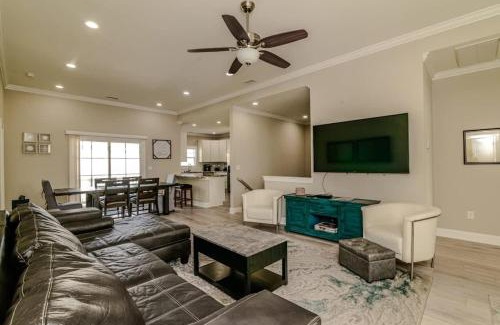 Crescent Beach House | 4 BR Stunning House Near Beach and Main St