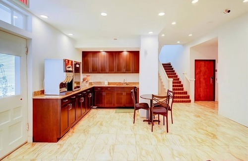 Dilley House | 4 Budget-Friendly Units! Short Drive to Fireman’s Park, Free Breakfast!